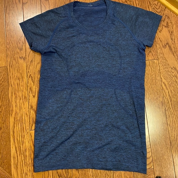 Lululemon Swiftly Tech Top Size 10 - Picture 1 of 5